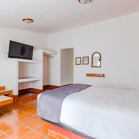 מלון Tepoztlán Ayenda Meson Del Rio מראה חיצוני תמונה