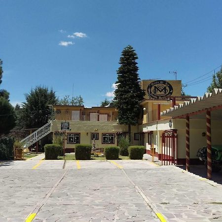 מלון Tepoztlán Ayenda Meson Del Rio מראה חיצוני תמונה