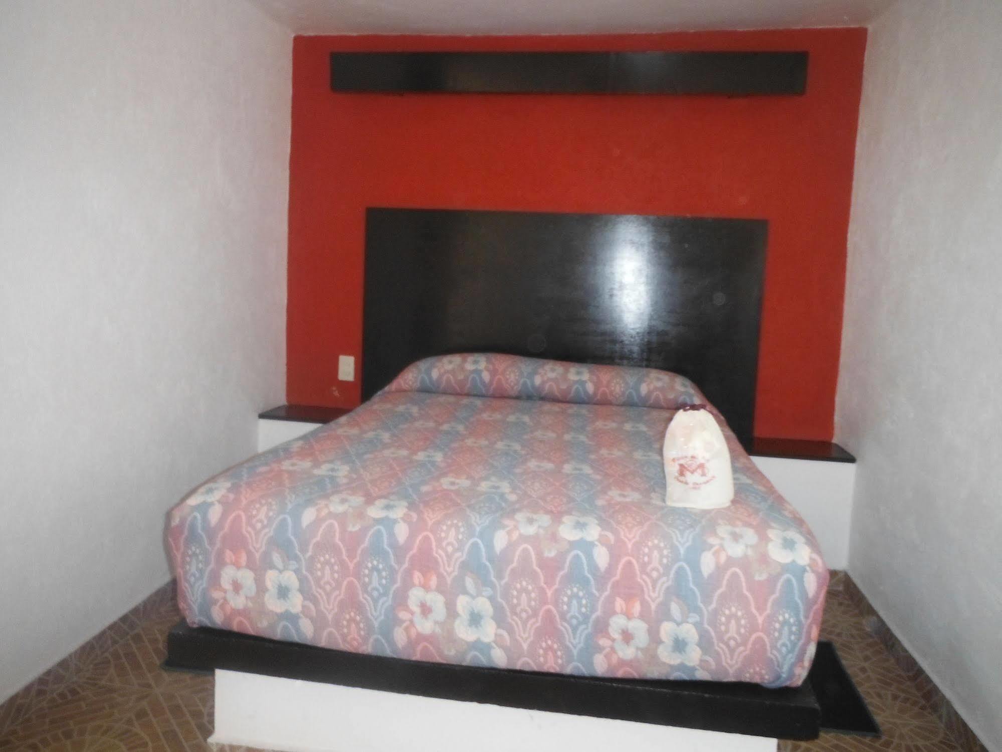 מלון Tepoztlán Ayenda Meson Del Rio מראה חיצוני תמונה